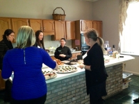 bizwomen-buffet-with-people_sm